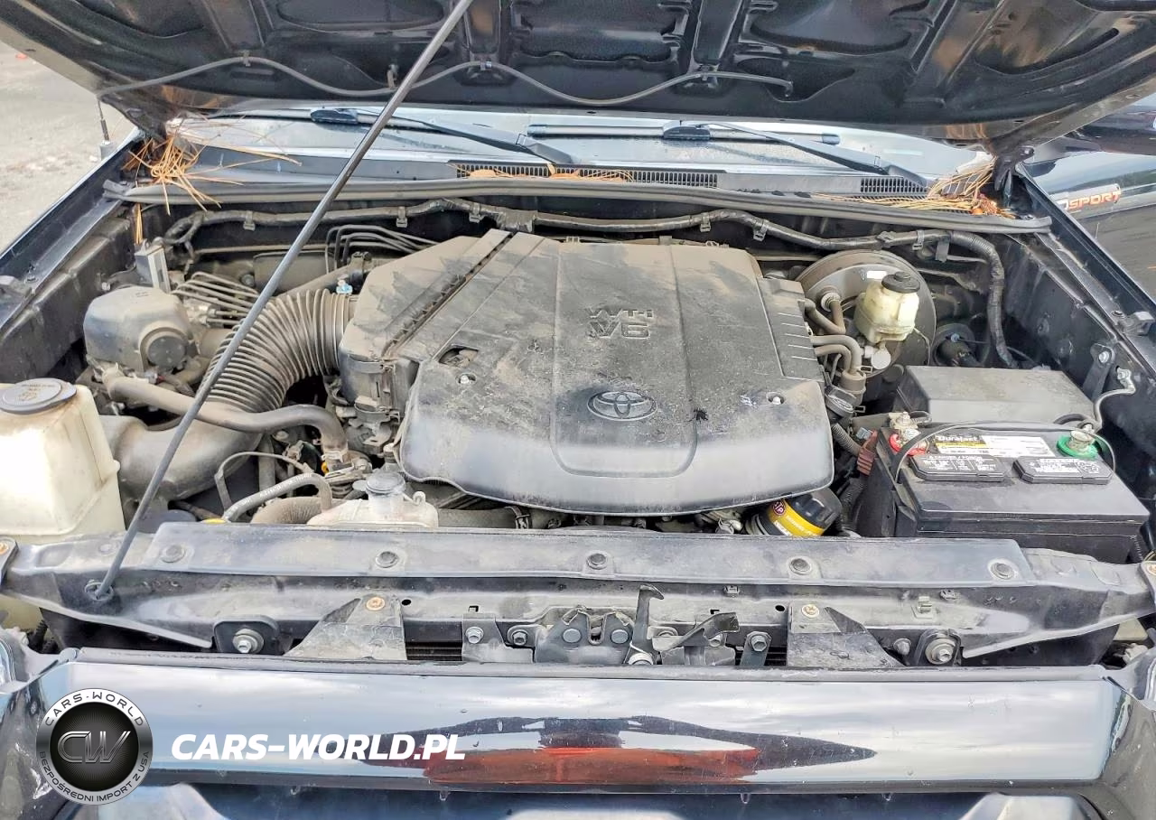 2015 Toyota Tacoma V6 VIN:3TMLU4EN9FM206811 - 11