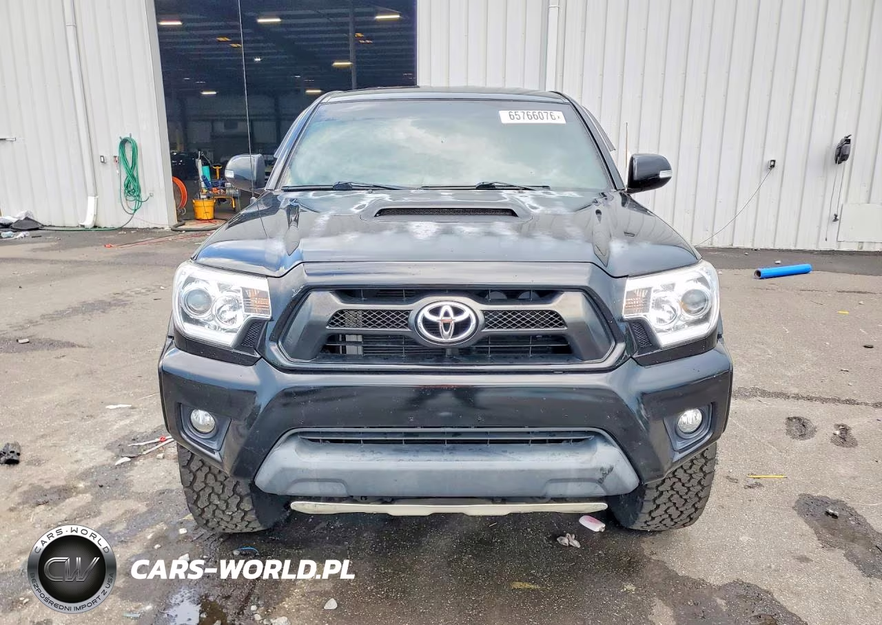 2015 Toyota Tacoma V6 VIN:3TMLU4EN9FM206811 - 5