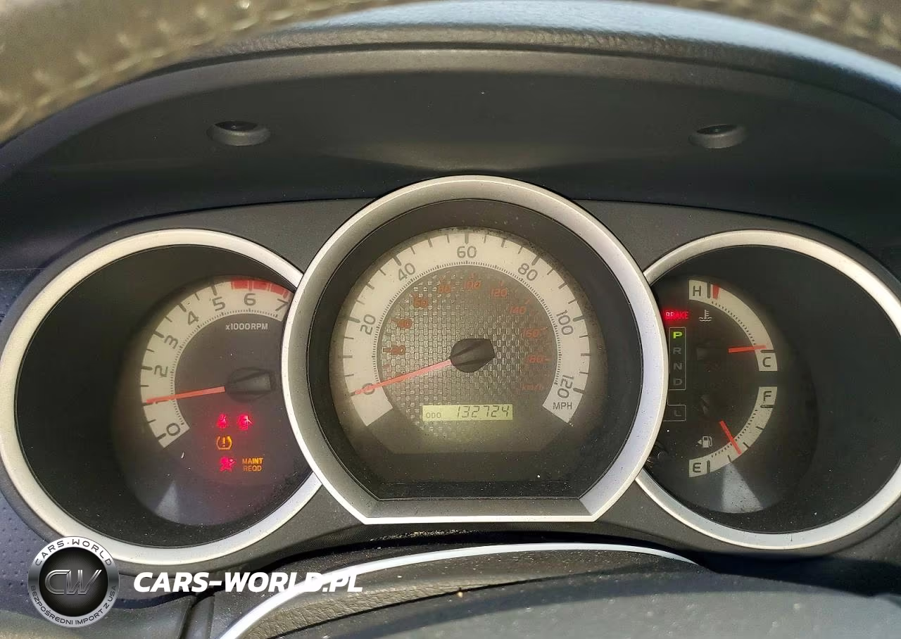 2015 Toyota Tacoma V6 VIN:3TMLU4EN9FM206811 - 9