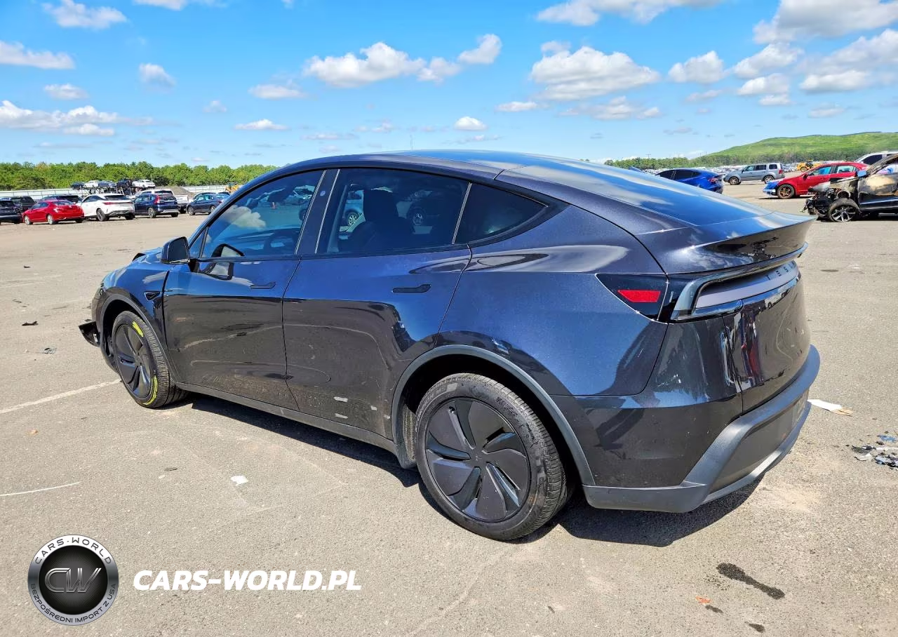 2026 Tesla Model Y VIN:7SAYGDEE1TF565943 - 2