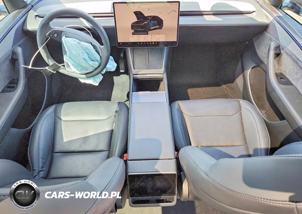 2026 Tesla Model Y VIN:7SAYGDEE1TF565943 - 8