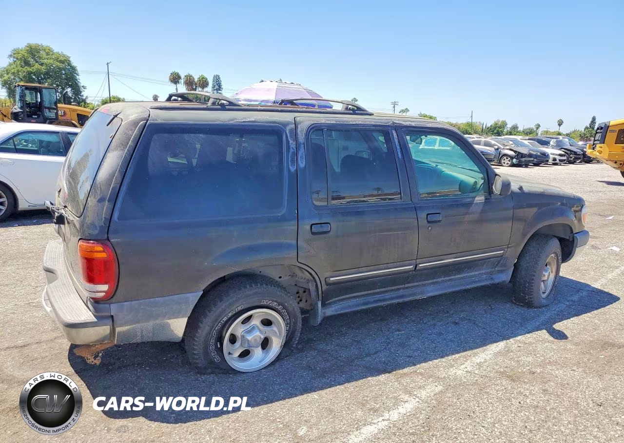 2001 Ford Explorer Xlt VIN:1FMZU63E01ZA43252 - 3