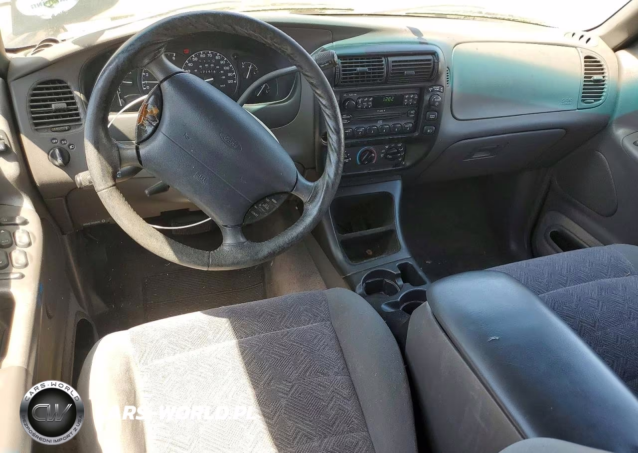 2001 Ford Explorer Xlt VIN:1FMZU63E01ZA43252 - 8