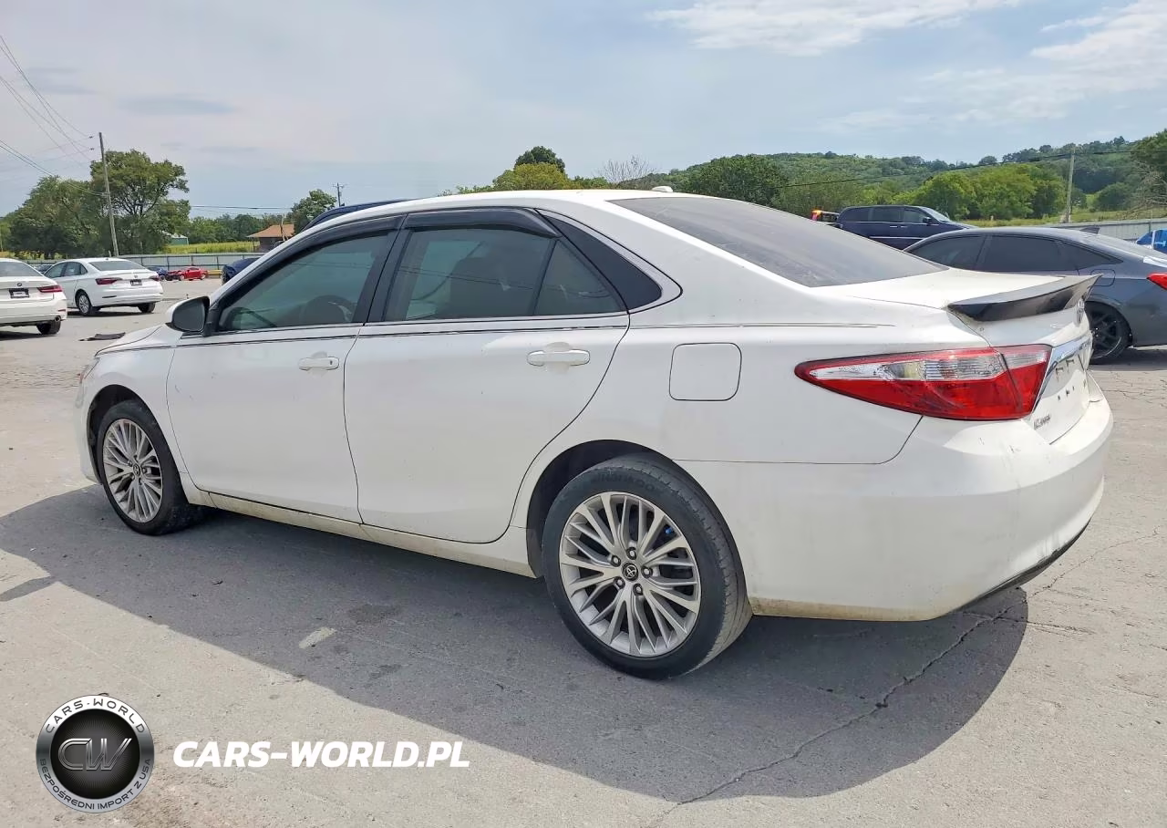 2015 Toyota Camry Le VIN:4T1BF1FK8FU886927 - 2