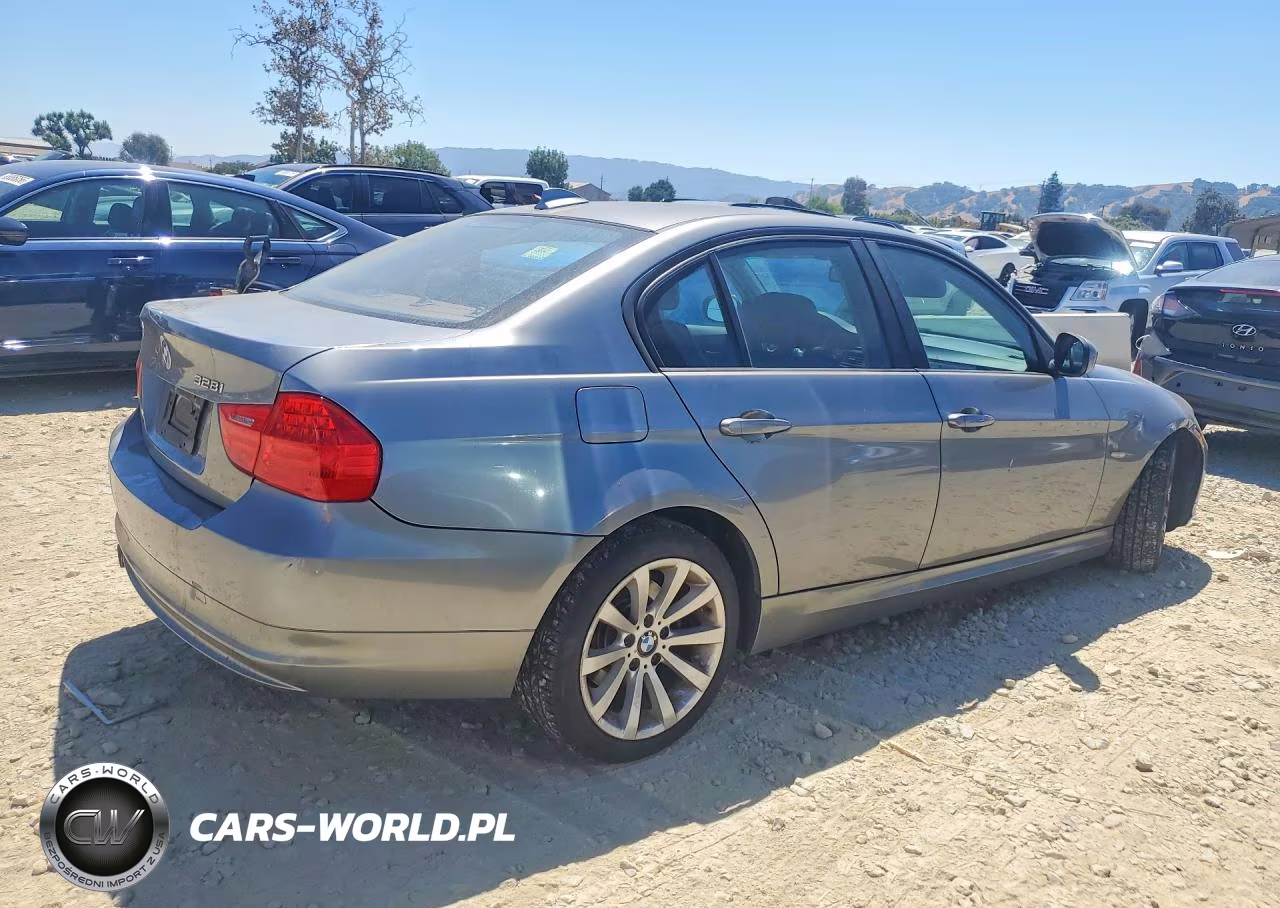 2011 BMW 328 I Sulev VIN:WBAPH5G5XBNM80279 - 3