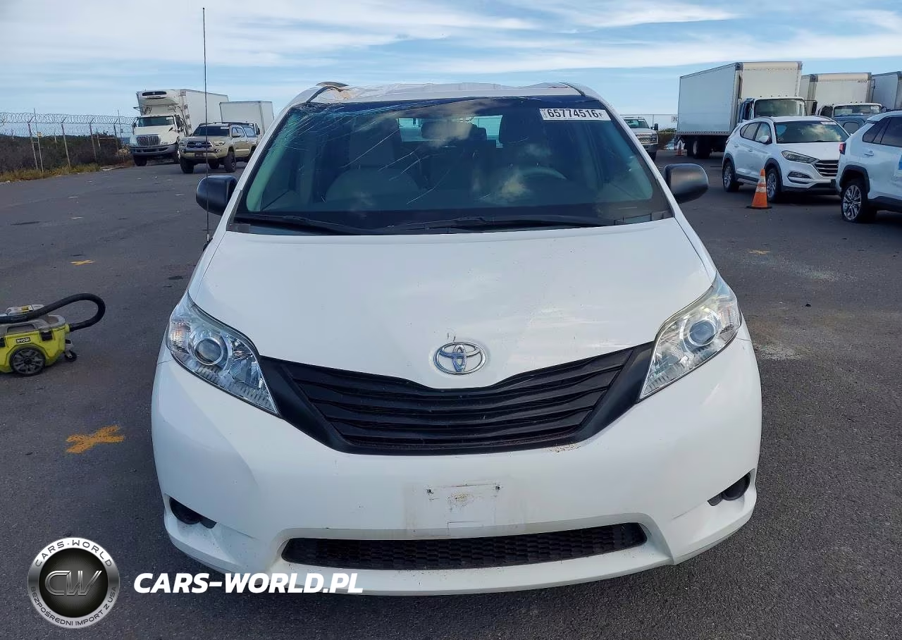 2014 Toyota Sienna VIN:5TDZK3DCXES490474 - 5