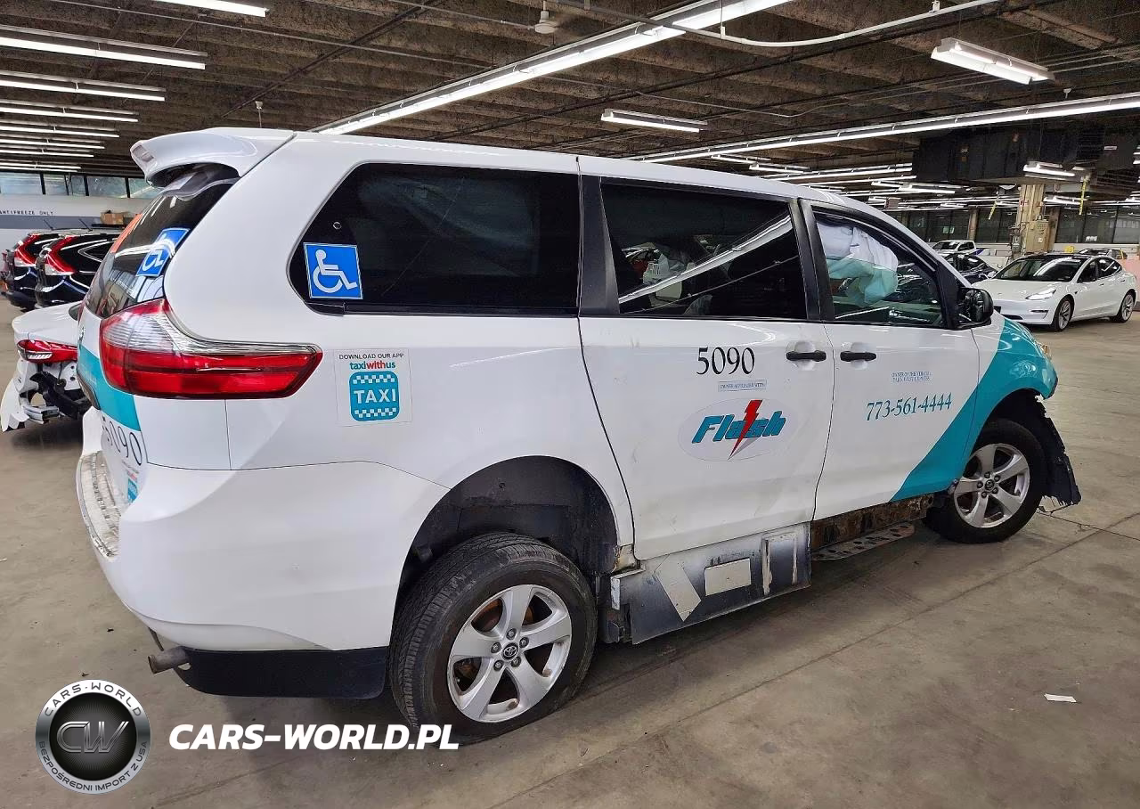 2020 Toyota Sienna VIN:5TDZZ3DC3LS036785 - 3
