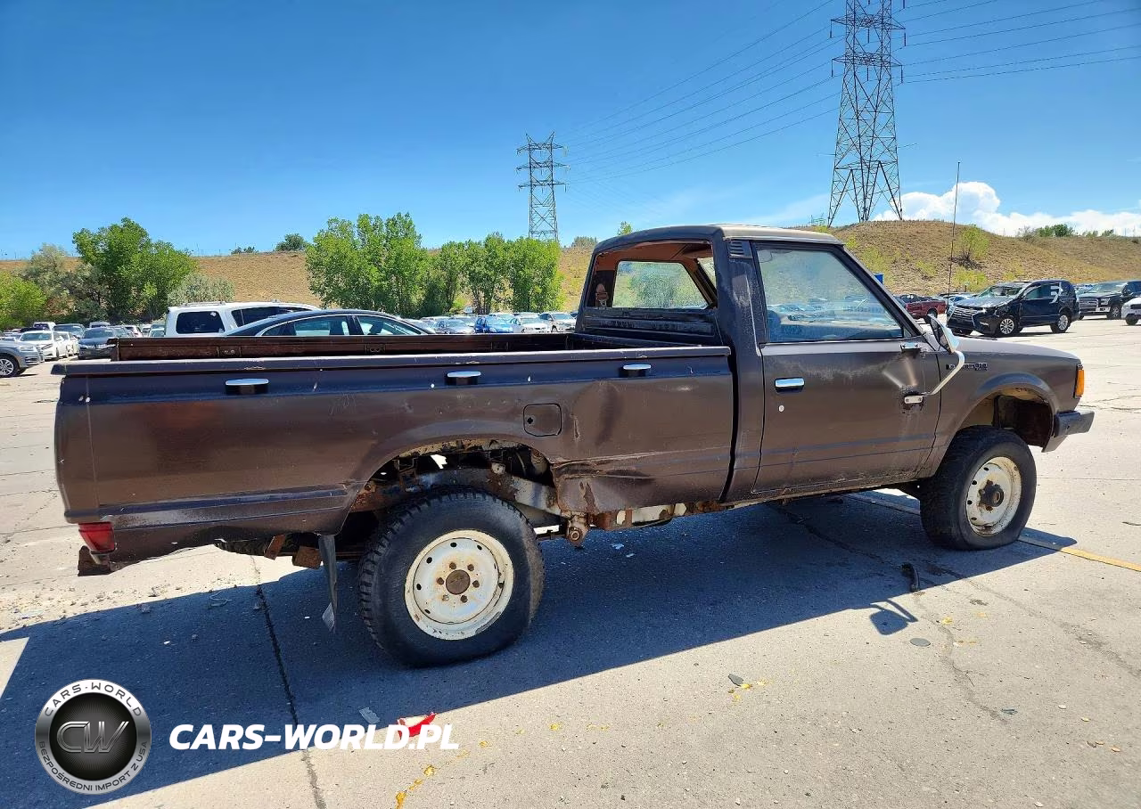 1982 Datsun 720 VIN:JN6MD02YXCW102624 - 3