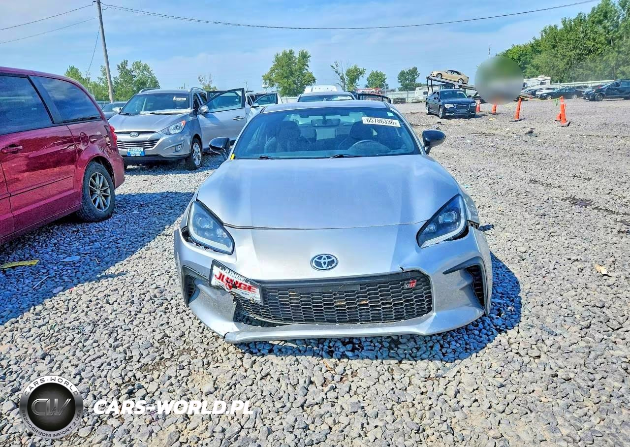 2025 Toyota Gr86 Premium VIN:JF1ZNBE17S9750117 - 5