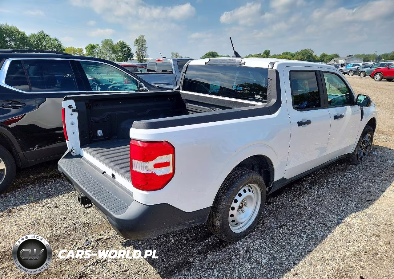 2024 Ford Maverick Xlt VIN:3FTTW8J97RRA70194 - 3