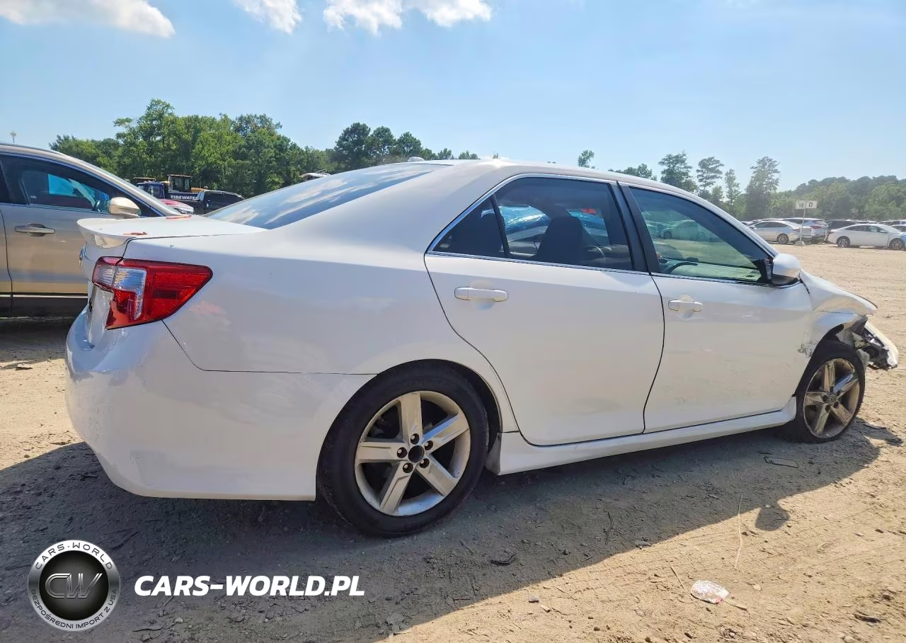 2012 Toyota Camry Se VIN:4T1BF1FK3CU534673 - 3
