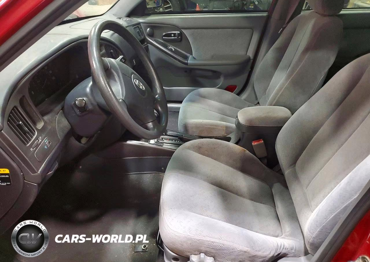 2005 Hyundai Elantra Gls VIN:KMHDN46D55U084882 - 7