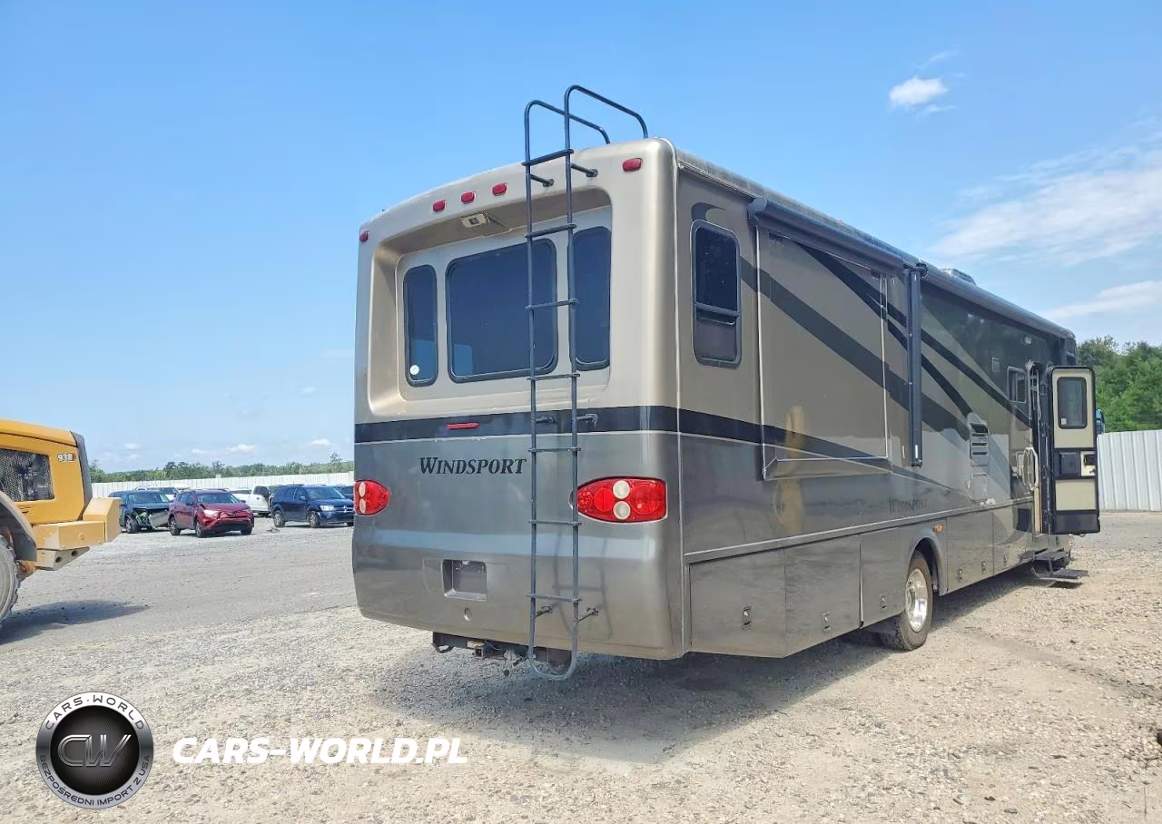 FOUR WINDSPORT VIN:1F6NF53SX40A04046 - 4