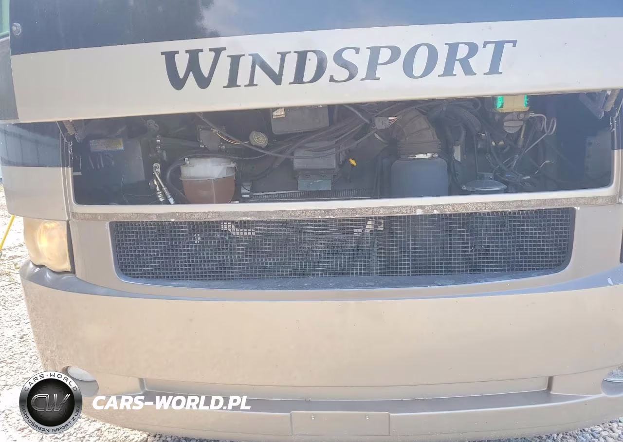 FOUR WINDSPORT VIN:1F6NF53SX40A04046 - 7