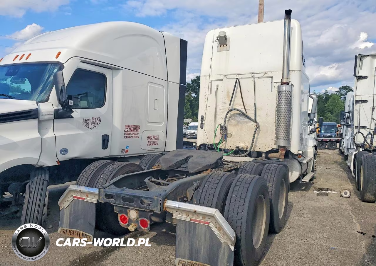 2006 Freightliner Cst120 Semi Truck VIN:1FUJBBCK06LX07056 - 3