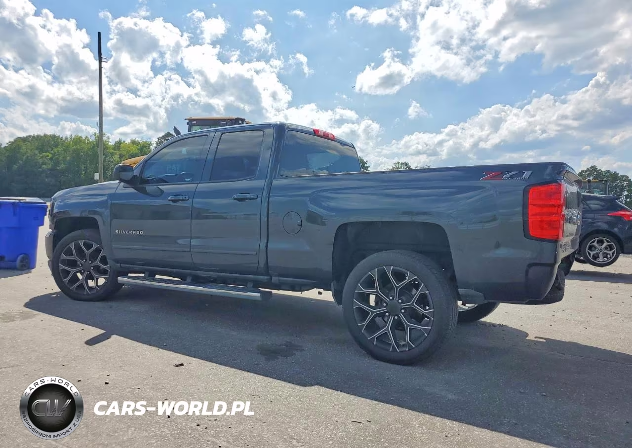 2018 Chevrolet Silverado K1500 Lt VIN:2GCVKREC2J1109296 - 2