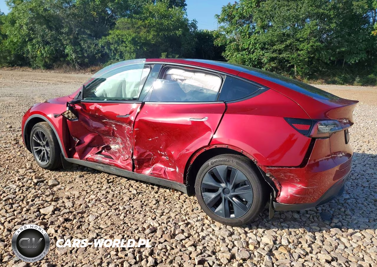 2025 Tesla Model Y VIN:7SAYGAEE4SF218085 - 2