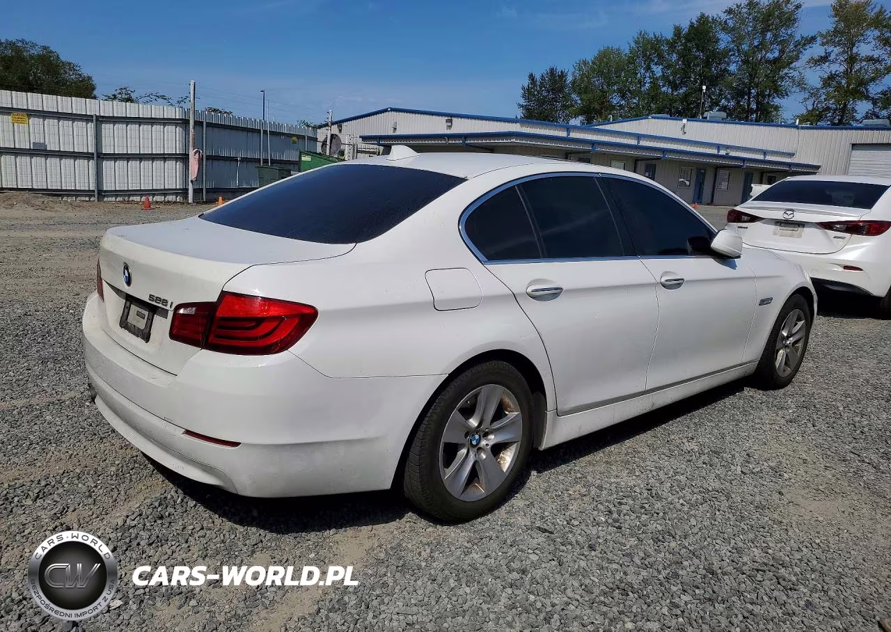 2013 BMW 528 I VIN:WBAXG5C50DD229966 - 3
