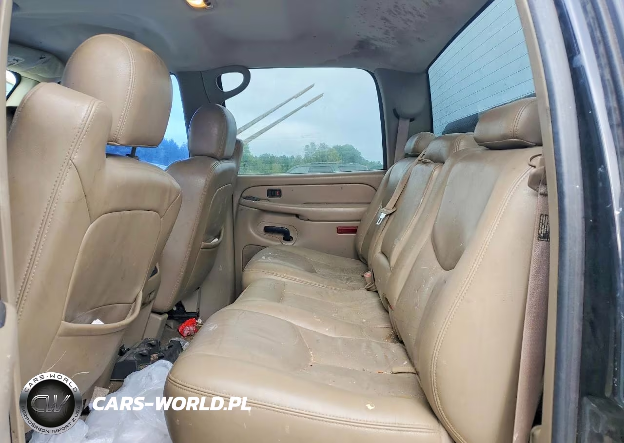 2004 Chevrolet Silverado C1500 VIN:2GCEC13TX41413322 - 10