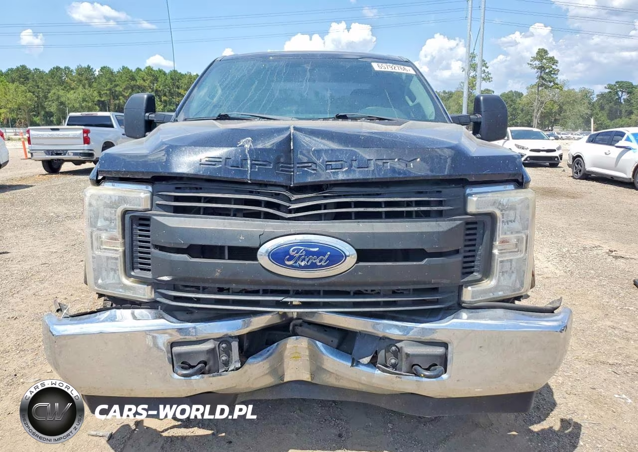 2017 Ford F250 Super Duty VIN:1FT7X2A6XHED79712 - 5