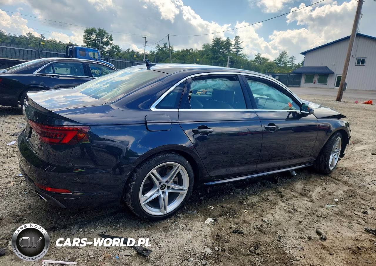 2018 Audi A4 Premium Plus VIN:WAUENAF4XJN017557 - 3