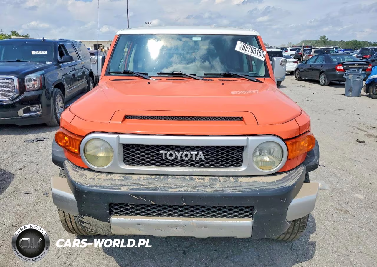 2013 Toyota Fj Cruiser Base VIN:JTEBU4BF5DK168261 - 5