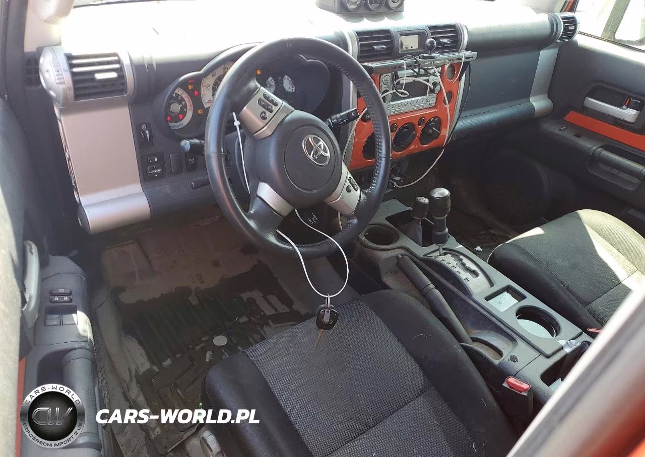 2013 Toyota Fj Cruiser Base VIN:JTEBU4BF5DK168261 - 8