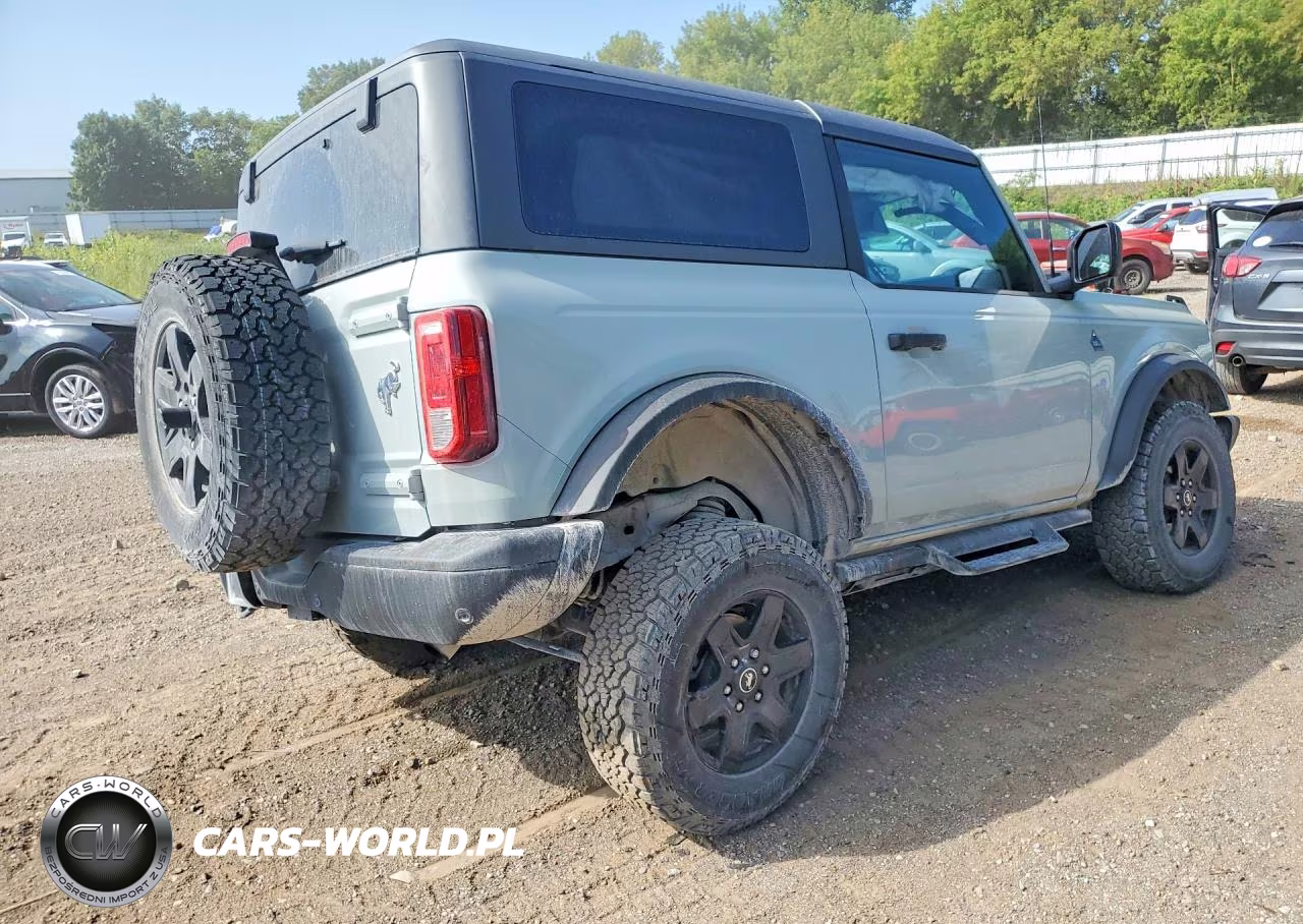 2024 Ford Bronco Black Diamond VIN:1FMDE1AH6RLA80232 - 3