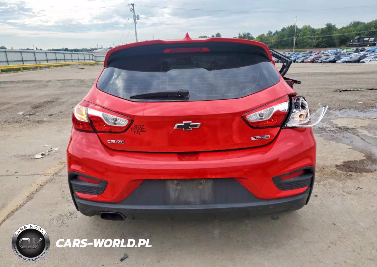 2017 Chevrolet Cruze Premier VIN:3G1BF6SM1HS565137 - 6