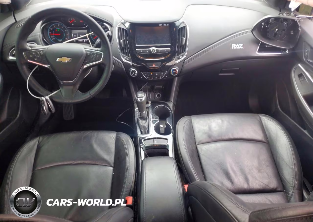 2017 Chevrolet Cruze Premier VIN:3G1BF6SM1HS565137 - 8