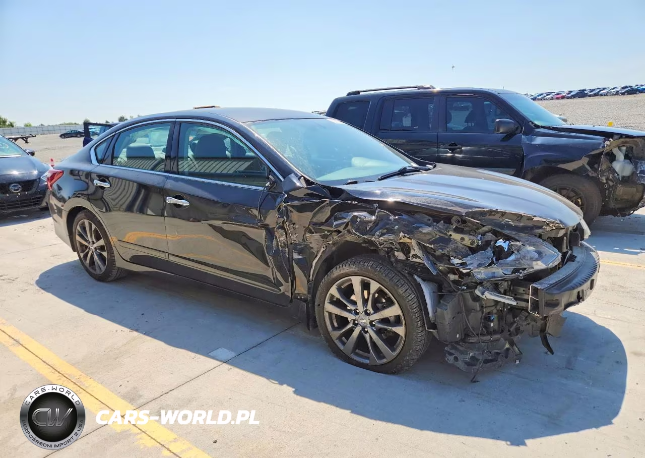 2018 Nissan Altima 2.5 VIN:1N4AL3AP6JC285463 - 4