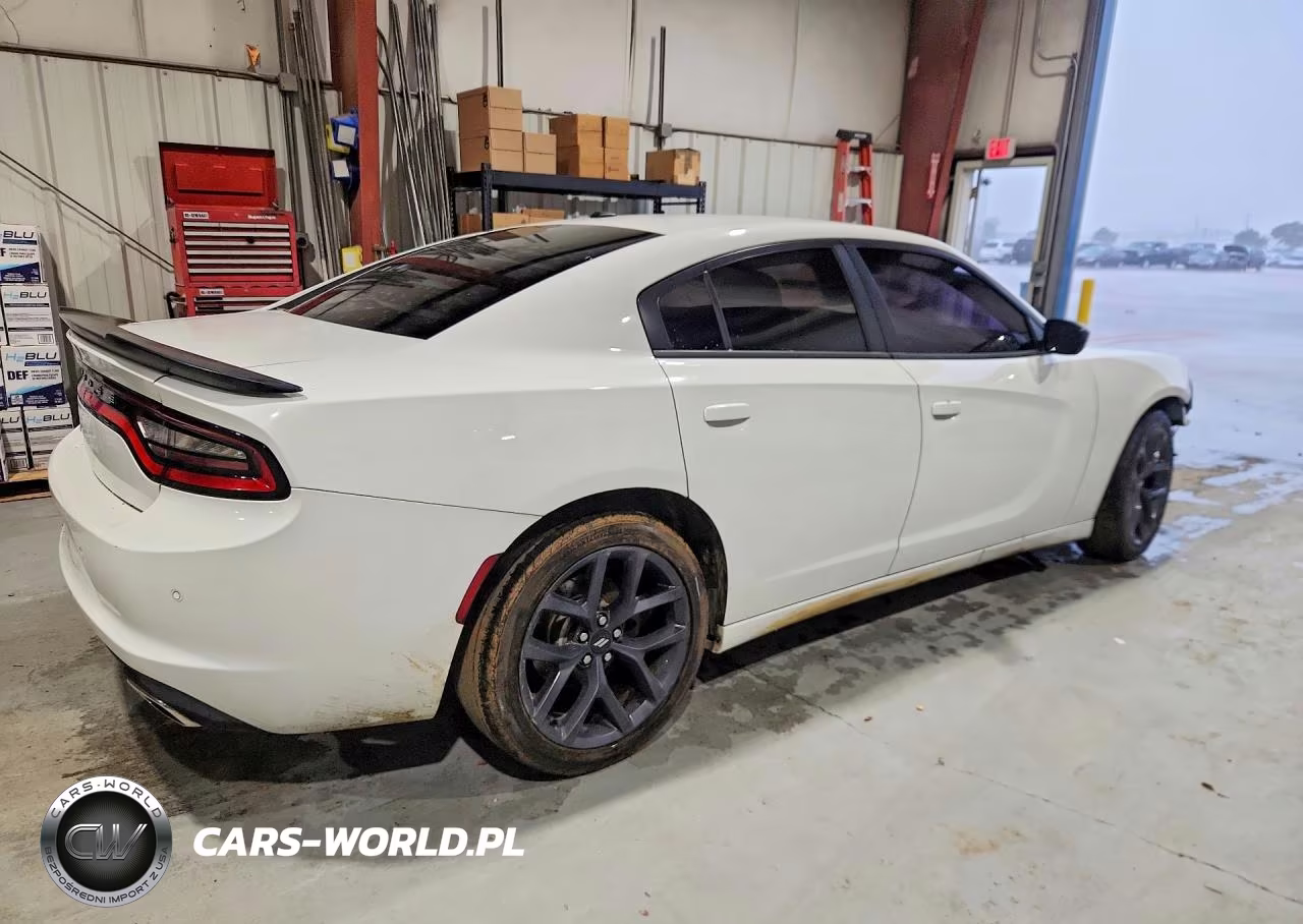 2019 Dodge Charger Sxt VIN:2C3CDXBG0KH572712 - 3