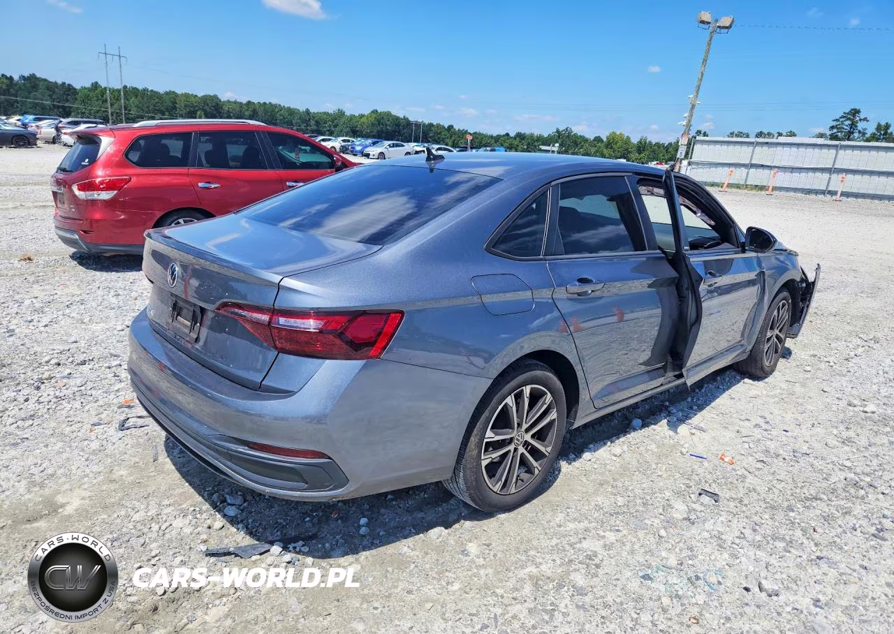 2024 Volkswagen Jetta Sport VIN:3VWAM7BU5RM011844 - 3