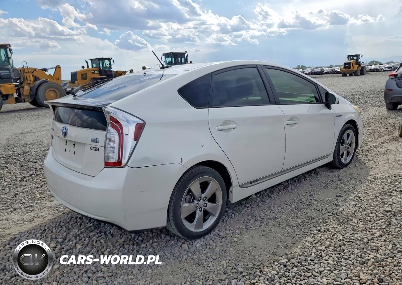 2013 Toyota Prius Persona Series Se VIN:JTDKN3DU9D5623389 - 3