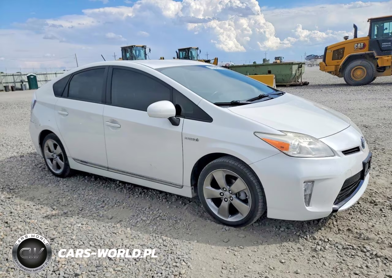 2013 Toyota Prius Persona Series Se VIN:JTDKN3DU9D5623389 - 4