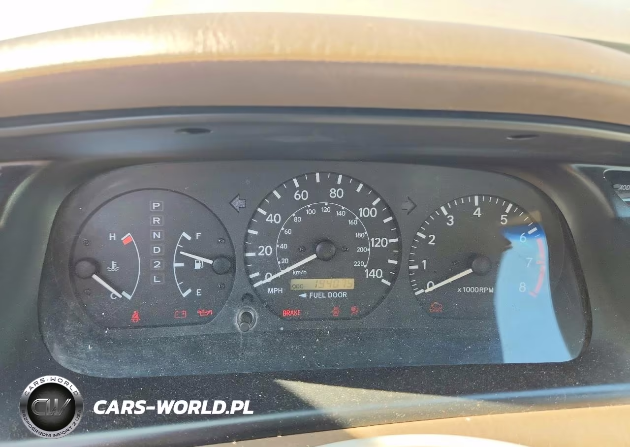 2001 Toyota Camry Le VIN:JT2BG22K510602210 - 9