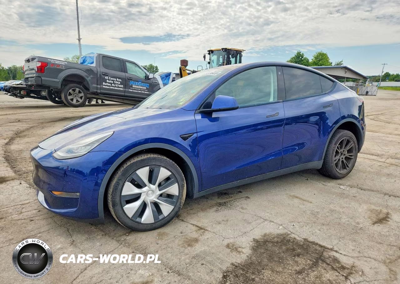 2021 Tesla Model Y – zdjęcie 1 z 13