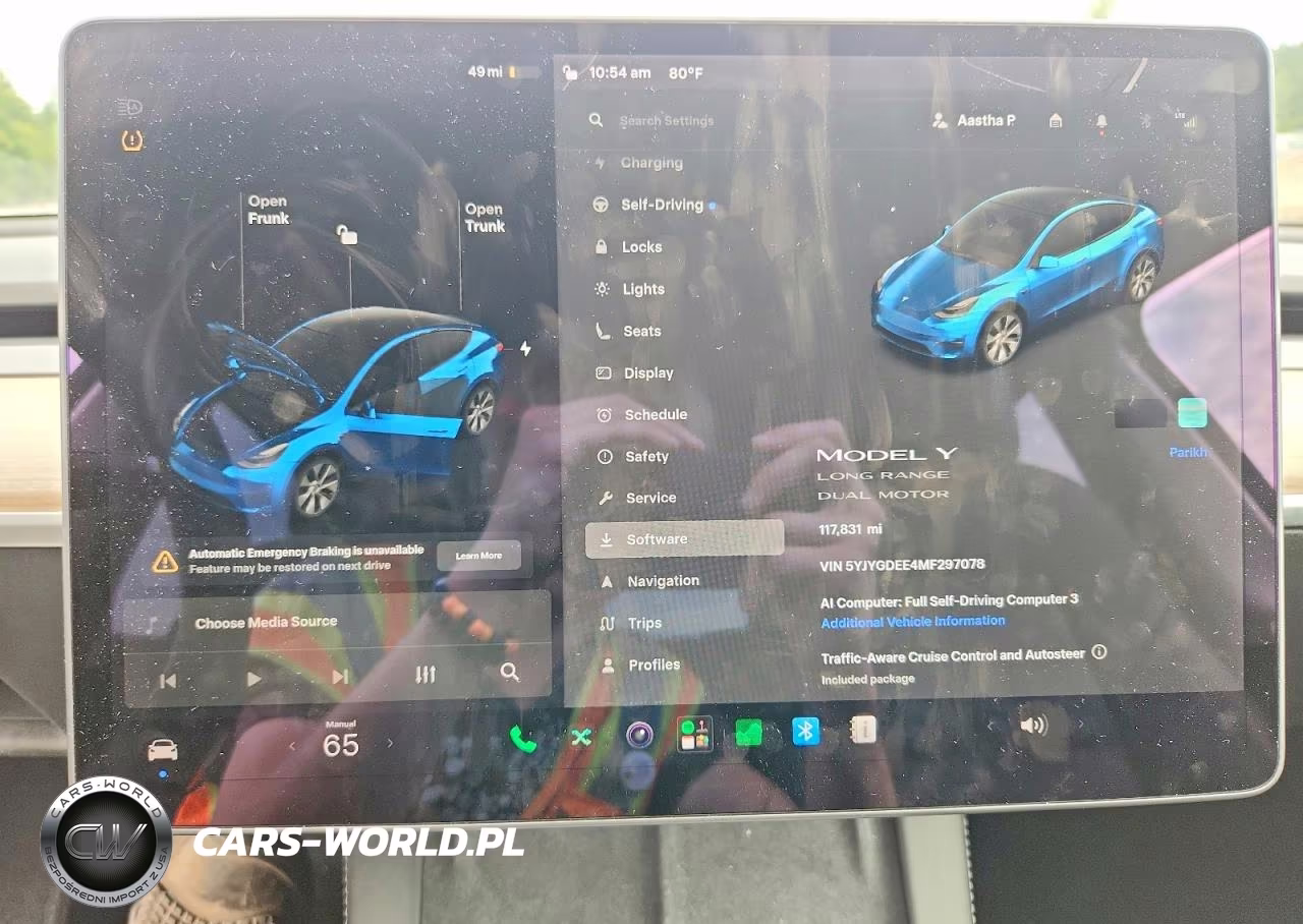 2021 Tesla Model Y VIN:5YJYGDEE4MF297078 - 9