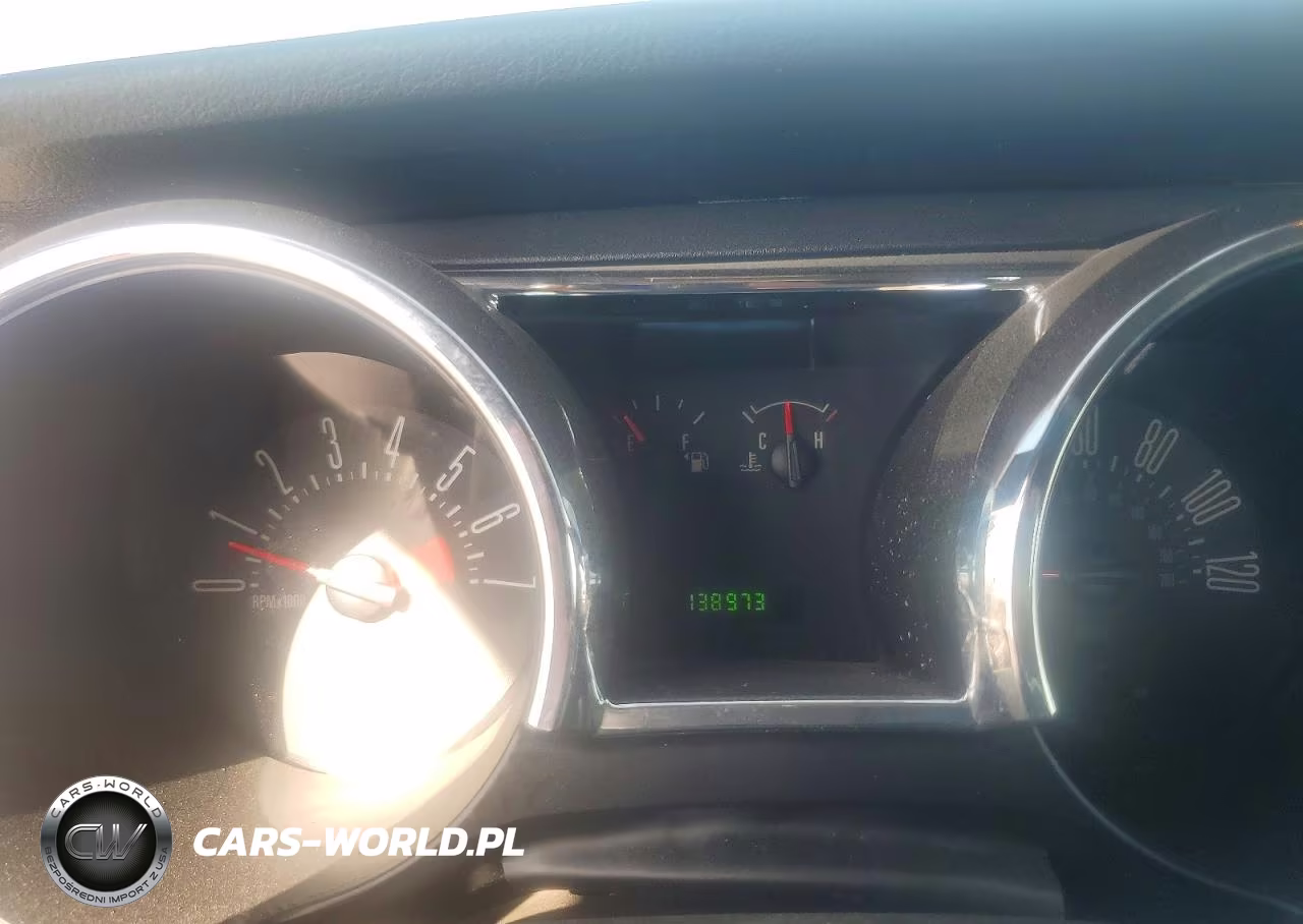 2009 Ford Mustang VIN:1ZVHT80N395110090 - 9