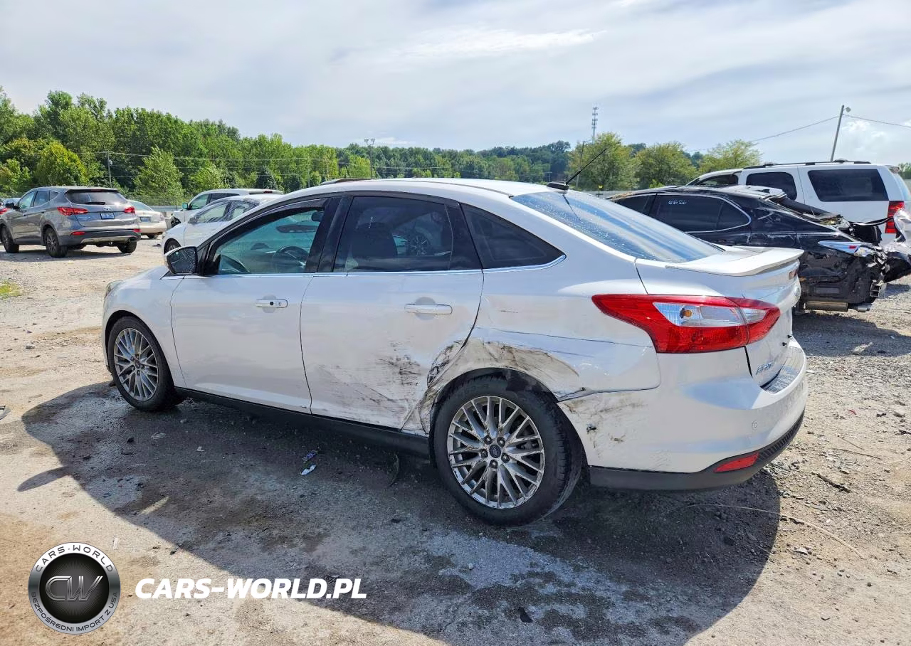 2014 Ford Focus Titanium VIN:1FADP3J2XEL405082 - 2