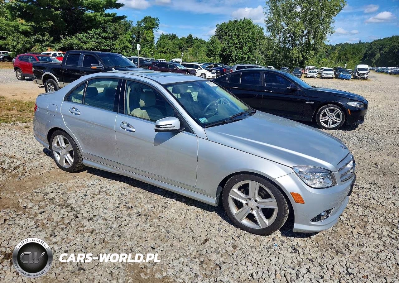 2010 Mercedes-Benz C 300 4Matic VIN:WDDGF8BB9AR126676 - 4