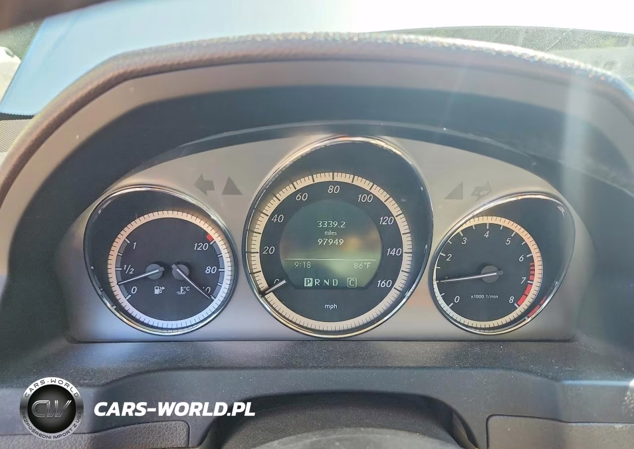 2010 Mercedes-Benz C 300 4Matic VIN:WDDGF8BB9AR126676 - 9