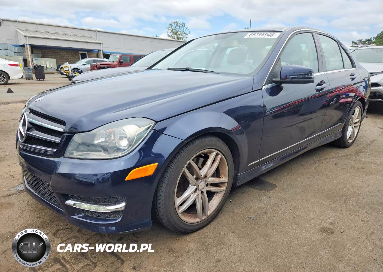 2014 Mercedes-Benz C 300 4Matic – zdjęcie 1 z 12