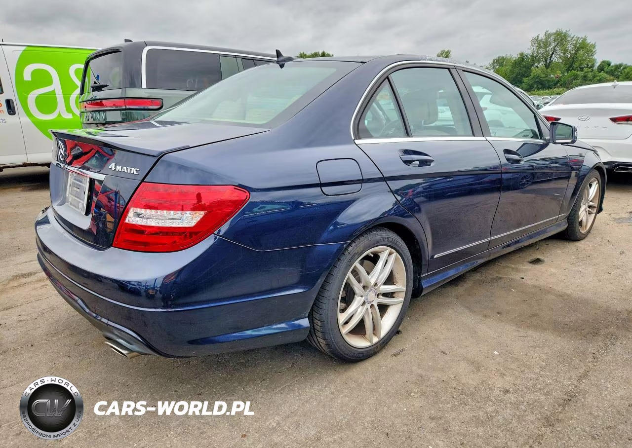 2014 Mercedes-Benz C 300 4Matic VIN:WDDGF8AB6ER322923 - 3