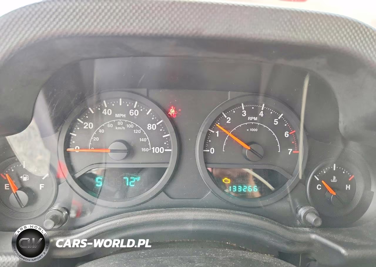 2009 Jeep Wrangler X VIN:1J4FA24119L764094 - 9