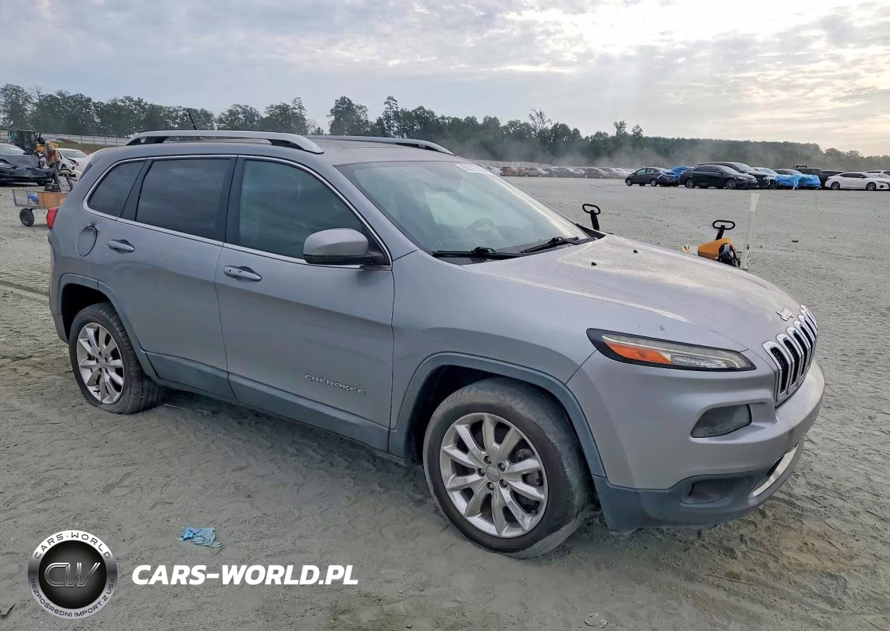2015 Jeep Cherokee Limited VIN:1C4PJLDS4FW525495 - 4