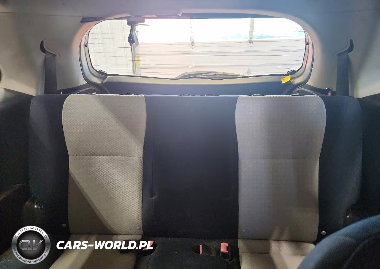 2012 Toyota Yaris 3-Door L VIN:JTDJTUD38CD506163 - 10