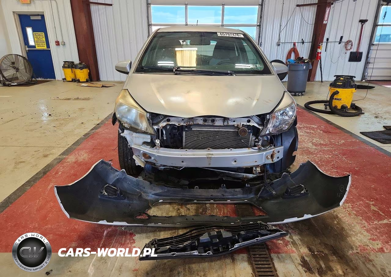 2012 Toyota Yaris 3-Door L VIN:JTDJTUD38CD506163 - 5
