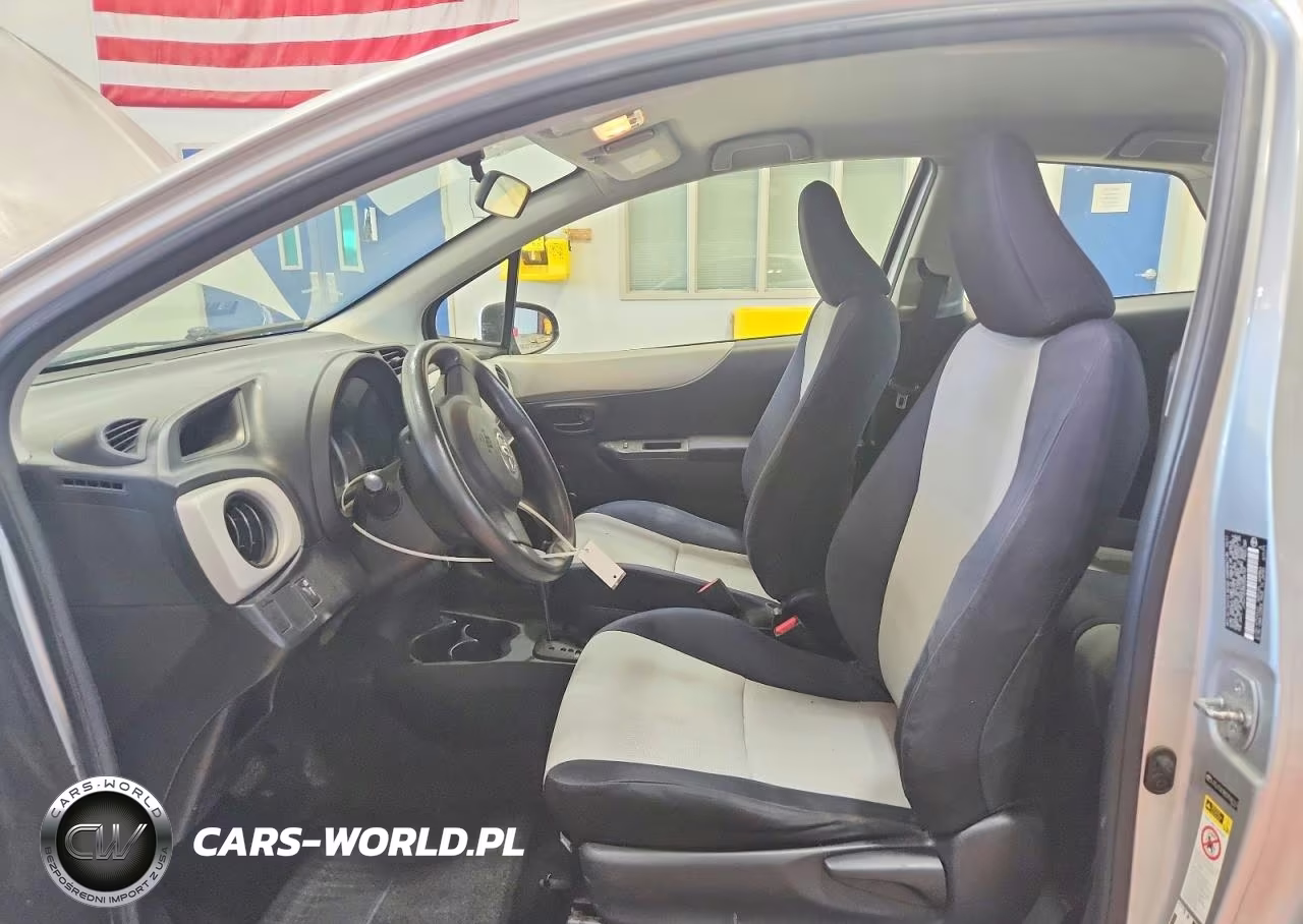 2012 Toyota Yaris 3-Door L VIN:JTDJTUD38CD506163 - 7