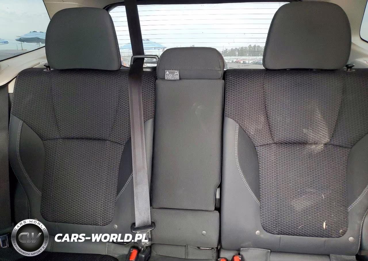 2022 Subaru Forester Premium VIN:JF2SKAEC6NH459619 - 10